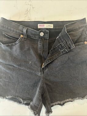 Signature by Levi Strauss Black Frayed Hem Jean Shorts